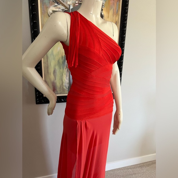 Herve Leger One-Shoulder Rose Gown in Coral Poppy Long Dress - Picture 5 of 10